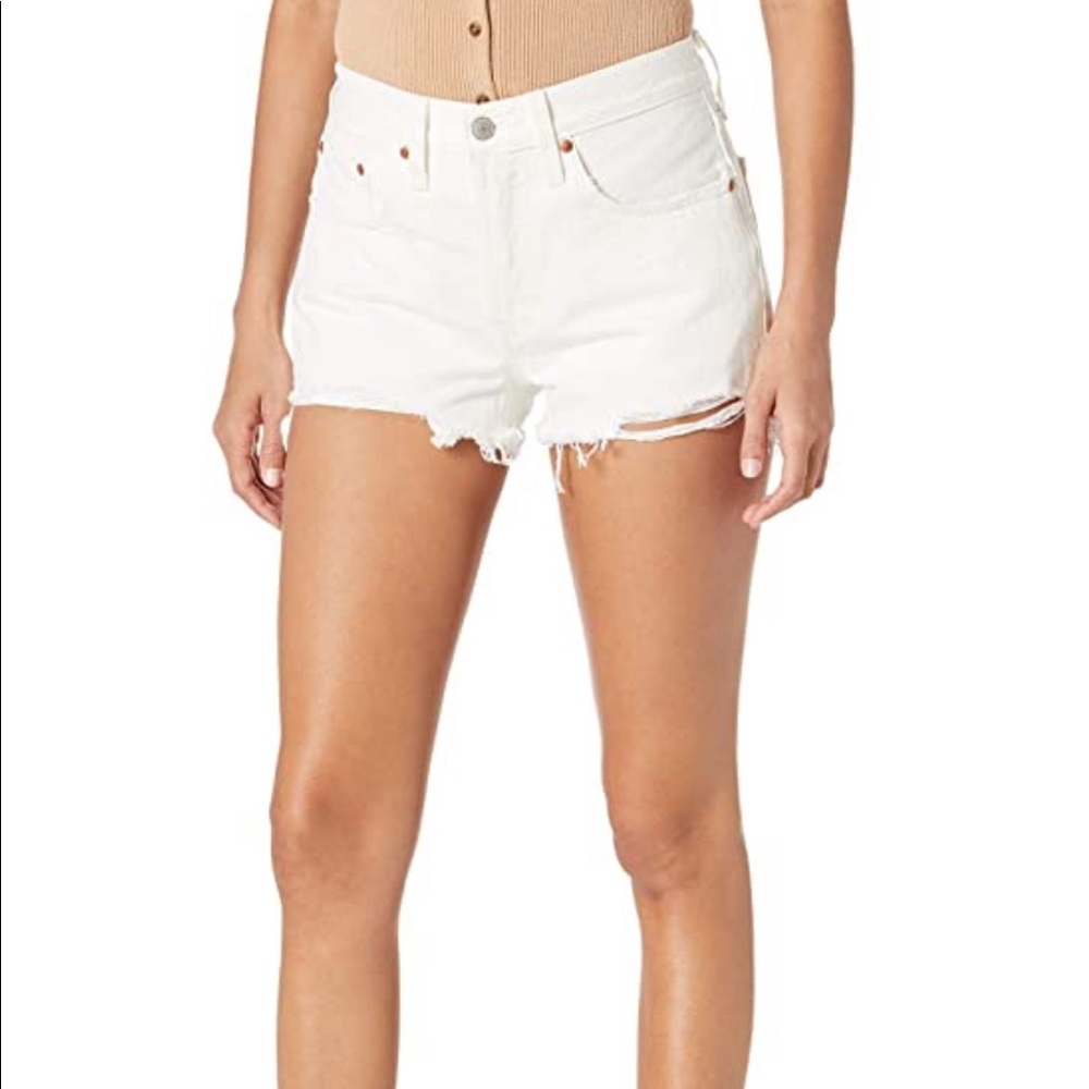 Levi’s high rise white shorts